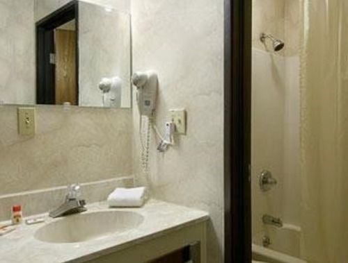 Value Inn Harrisburg-York Valley Green Екстер'єр фото